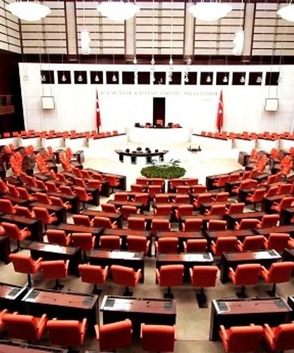 TBMM bu hafta trafik cezaları ve milli park düzenlemelerini görüşecek