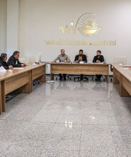 Van’da hafriyat firmalarıyla koordinasyon toplantısı gerçekleştirildi