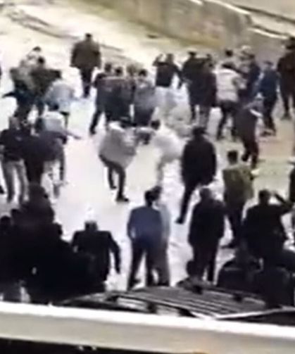 Aileler arası silahlı kavga: 3 ölü 22 yaralı