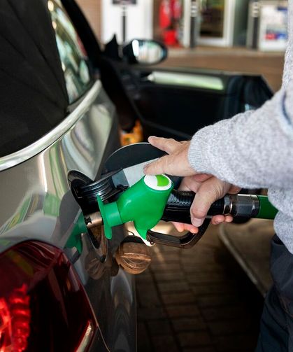 Bayram öncesinde benzine zam geliyor!