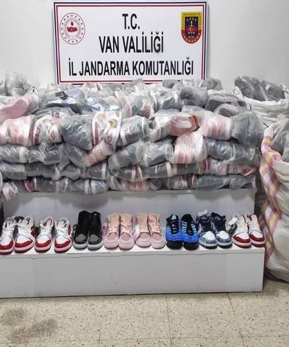 Van’da 3,6 Milyon TL değerinde kaçak eşya ele geçirildi