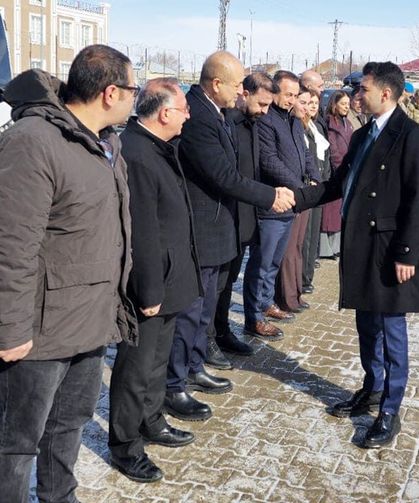 Van’a atanan Kaymakam Kurt göreve başladı