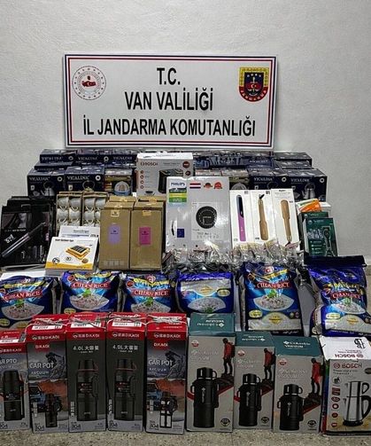 Van'da kaçak malzeme ele geçirildi