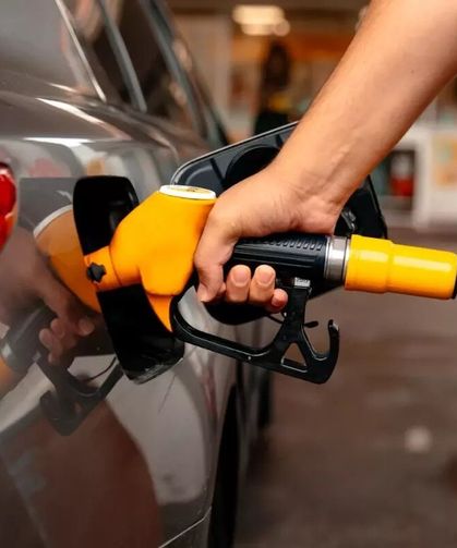 Van’da tabela bir kez daha değişiyor: Benzin ve motorin fiyatları düşüyor!