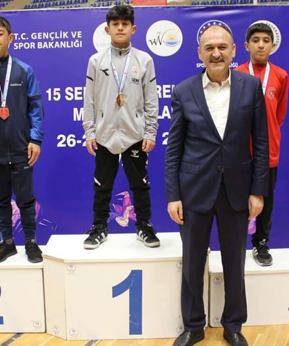 Van’da U15 güreş müsabakaları ödül töreni gerçekleşti