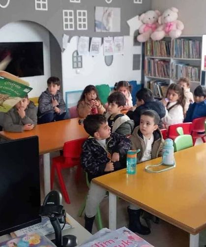 Edremit’te masallar annelerin sesiyle yankılandı