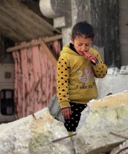 Gazze’de sistematik soykırım: Barbarlar 21 bin çocuğu katletti