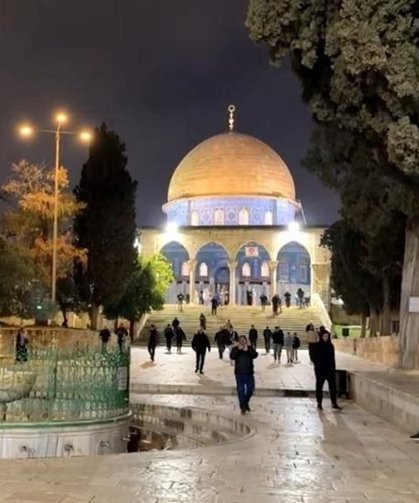 Mescid-i Aksa 41 gün sonra tekrar ibadete açıldı!