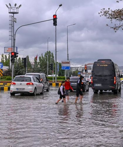 Meteoroloji’den kar ve çığ uyarısı peş peşe geldi