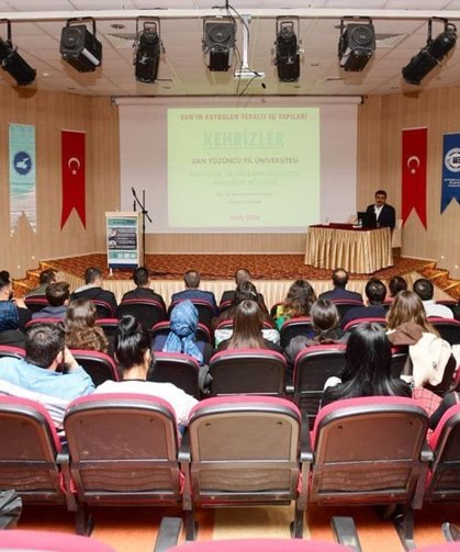Van YYÜ’de su yapıları semineri yoğun ilgi gördü
