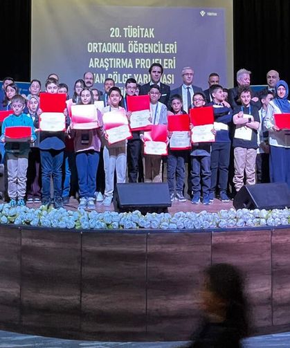 Vanlı öğrencilerden TÜBİTAK yarışmasında büyük başarı