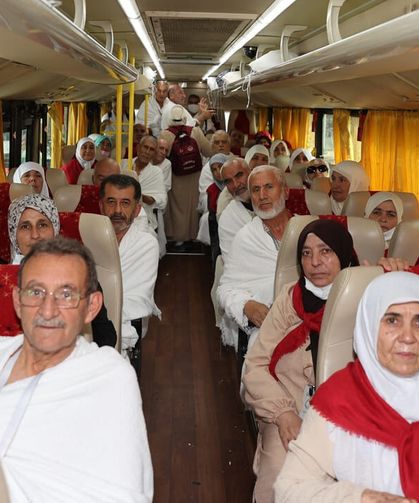 Hacı adaylarının Arafat yolculuğu başladı