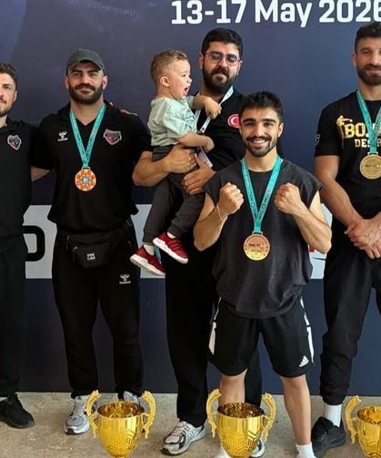 Vanlı sporcular Antalya'da Dünya Kupasına damga vurdu