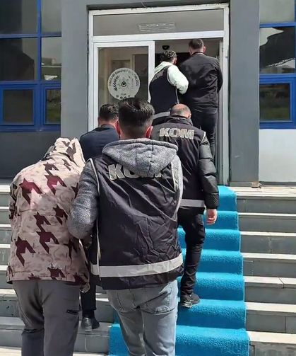 Van ve Hakkâri emniyetinden ortak operasyon: 14 gözaltı