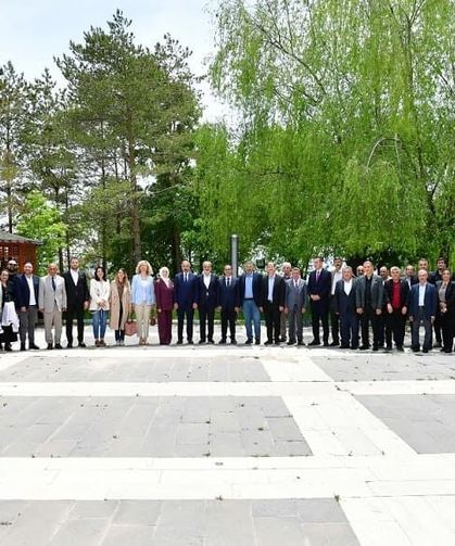 Van YYÜ’de geleneksel bayramlaşma töreni