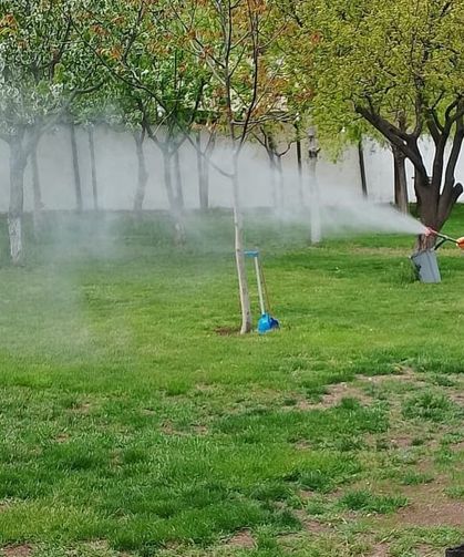 Van’da Kurban Bayramı öncesi ilaçlama mesaisi
