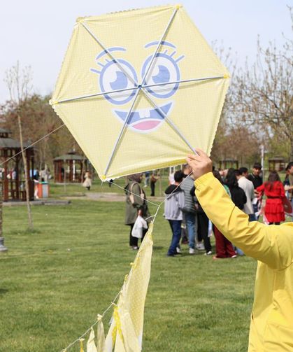 Van’da özel gereksinimli çocuklara uçurtma şenliği