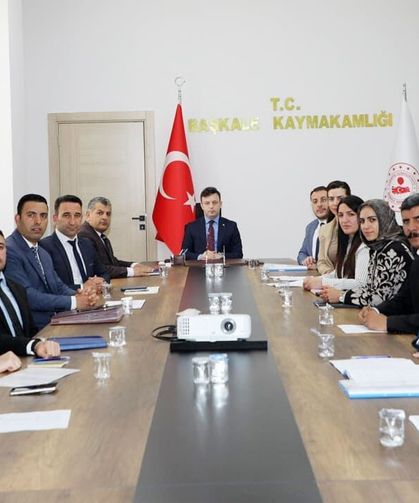 Başkale’de ilçe idare şube başkanları toplantısı gerçekleştirildi