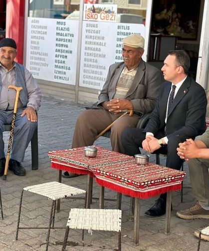 Kaymakam Bakan’dan Çaldıran esnafına ziyaret
