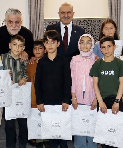 Van Milletvekili Kayatürk, dünya şampiyonlarını ziyaret etti