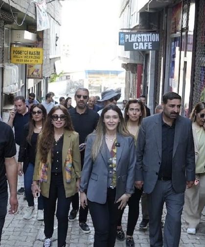 VAN TSO Başkan adayı Bayram, ilçe esnafının sorunlarını yerinde dinliyor
