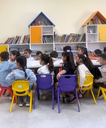 Van’da ‘Annem Bana Masal Okur Musun’ projesi Karanfil Anaokulu’nda devam etti