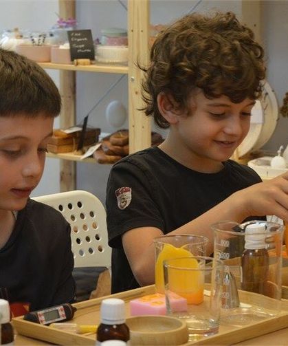 Van’da çocuklar tasarım atölyesinde el becerilerini geliştirecek!