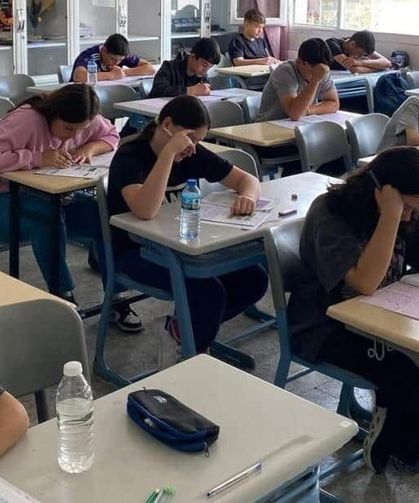 Van'daki okullar sınava hazırlanıyor: 12 Haziran Cuma tatil ilan edildi