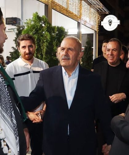 Kayatürk, Maraş ve İki Nisan Caddelerinde esnaf ve vatandaşlarla buluştu