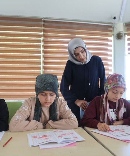 Van Büyükşehir'den çocuklara Kur'an dersi
