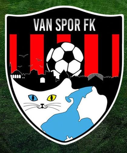 Vanspor'da yaprak dökümü sürüyor! İki futbolcu daha takıma veda etti