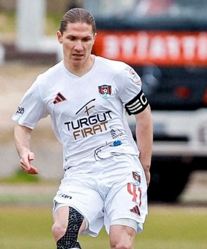 Vanspor’dan orta sahaya bir takviye daha! Eski oyuncu imzayı attı