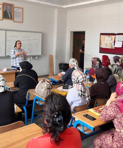 AFAD'dan aile destek merkezi personeli ve kursiyerlerine afet eğitimi