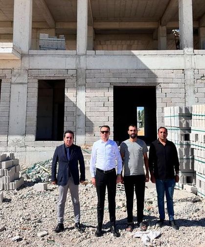 Kaymakam Bakan, Gençlik Merkezi inşaatında incelemelerde bulundu