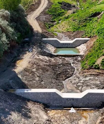 Muradiye Doğangün Köyü'nde taşkın koruma çalışmaları sürüyor
