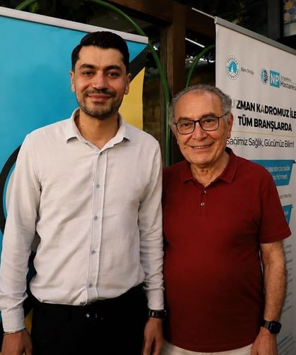 Prof. Dr. Nevzat Tarhan’dan Vanlı Psikolog Tahir Yurdakul’a övgü