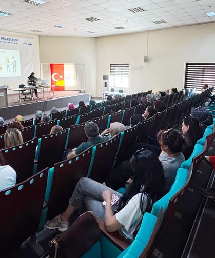 Van’da belediye personeline tütün bağımlılığına karşı seminer