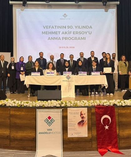 Mehmet Akif Ersoy Van’daki programda anıldı