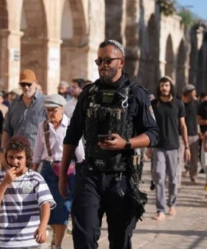 Mescid-i Aksa’ya 165 Yahudi yerleşimciden baskın