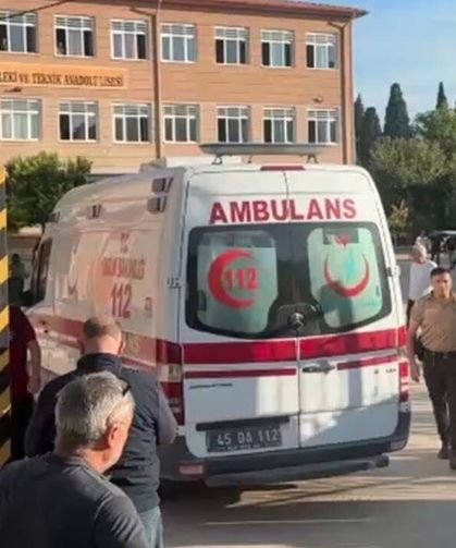 Okula silahlı saldırıda 2’si ağır 11 öğrenci yaralandı