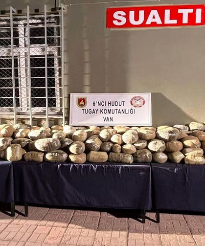 Van hudut hattında 412 kilogram zehirli madde ele geçirildi