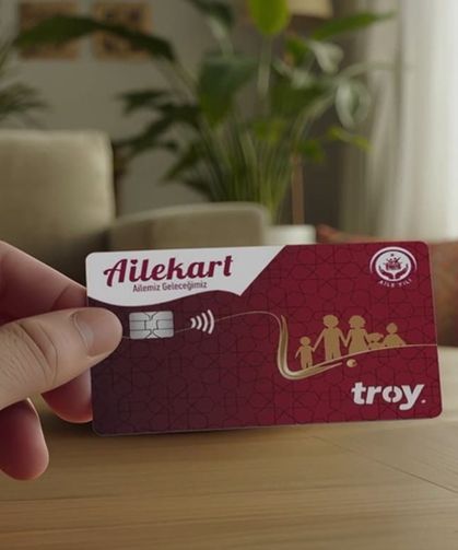 Ailekart ile milyarlarca liralık destek: 3,5 milyondan fazla kart dağıtıldı!