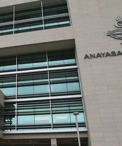 AYM’den 26 siyasi parti hakkında suç duyurusu kararı!