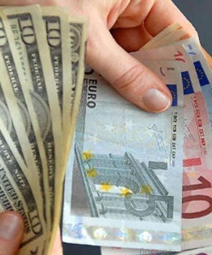 Dolarda yükseliş sürüyor, euro siyasi belirsizlikle geriliyor