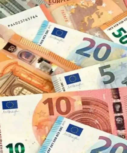 Euro’dan yeni rekor! 55,68 TL seviyesine yükseldi