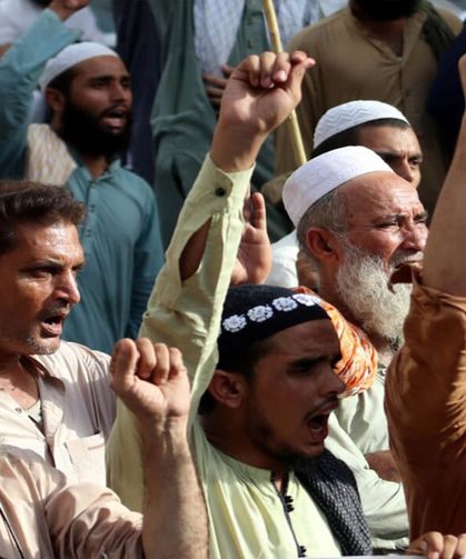 Hindistan’da 130 milyondan fazla seçmenin kaydı tartışma konusu oldu