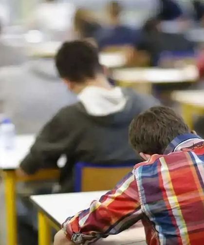 KPSS’de büyük heyecan: Yaklaşık 3 milyon aday pazar günü ter dökecek!
