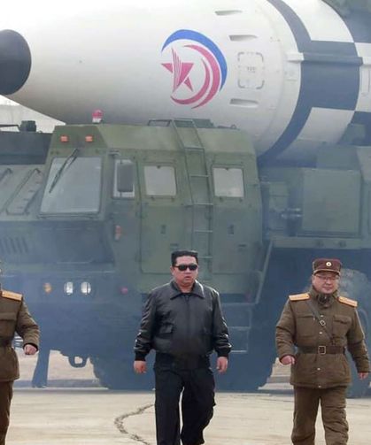 Kuzey Kore’den Japon Denizi’ne peş peşe balistik füze atışları