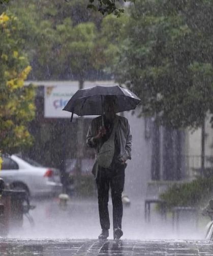 Meteoroloji’den peş peşe uyarılar: Kuvvetli sağanak birçok ili etkisi altına alacak