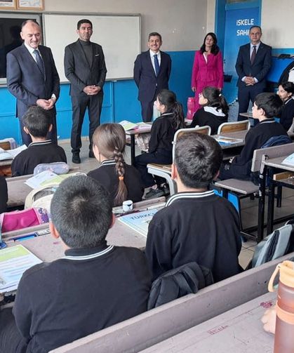 Müdür Çandıroğlu’ndan okul ziyareti